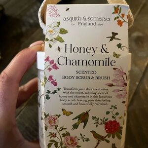 Honey & Chamomile Body Scrub & Brush